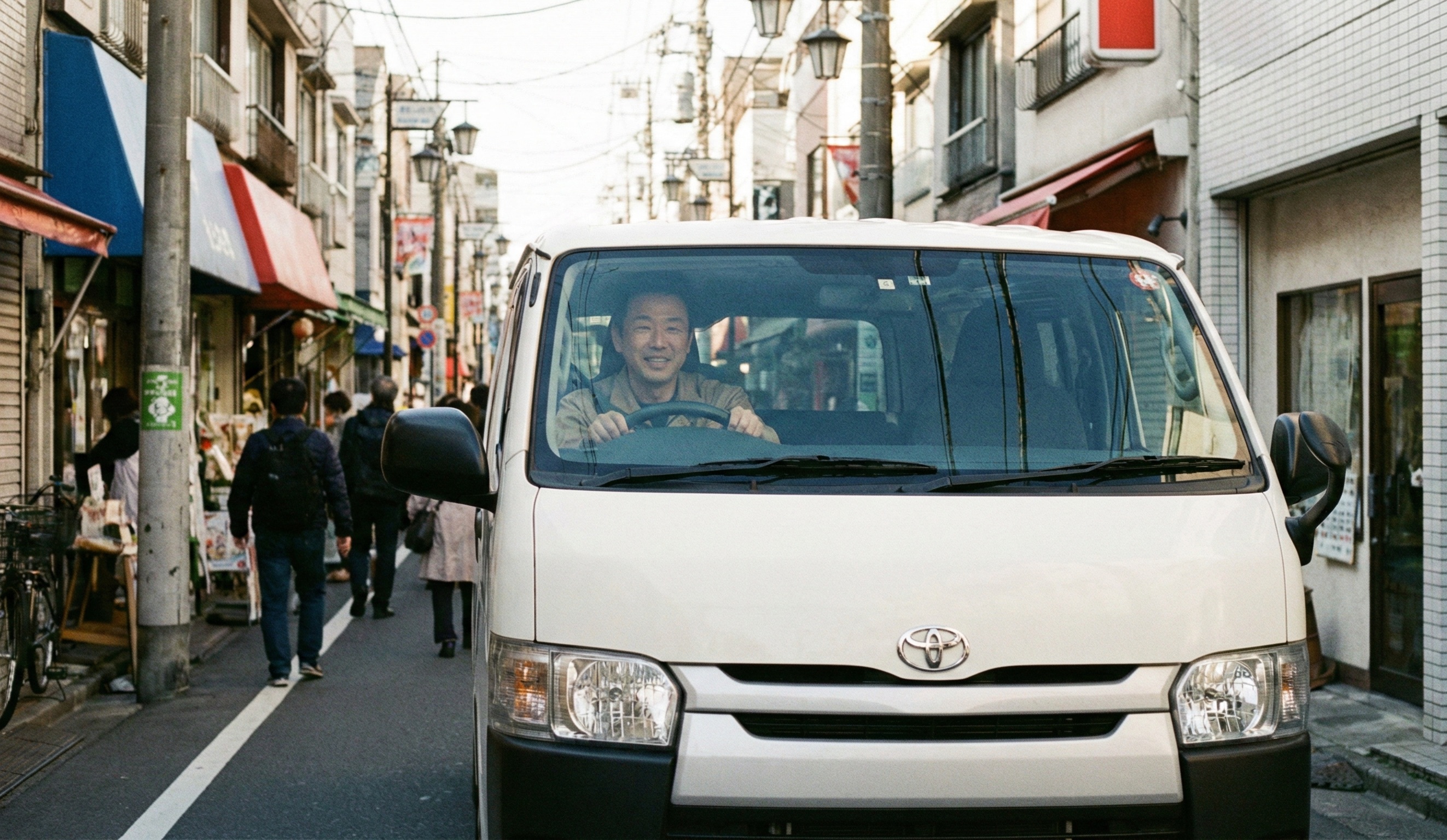 株式会社丸和運輸機関 埼玉県吉川市高富2-1-6株式会社丸和運輸機関　吉川営業所の正社員 ワンボックスドライバーの求人情報イメージ1